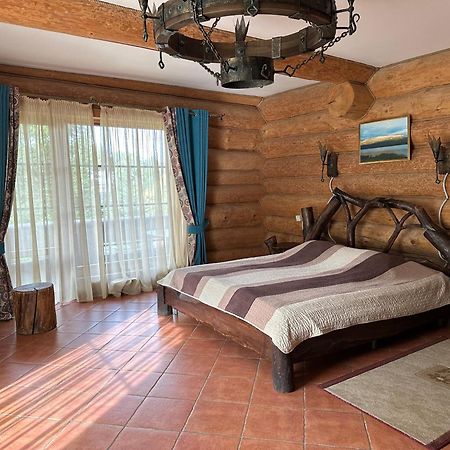 Отель Фільварок Кмитів Velyki Kosharishcha Экстерьер фото